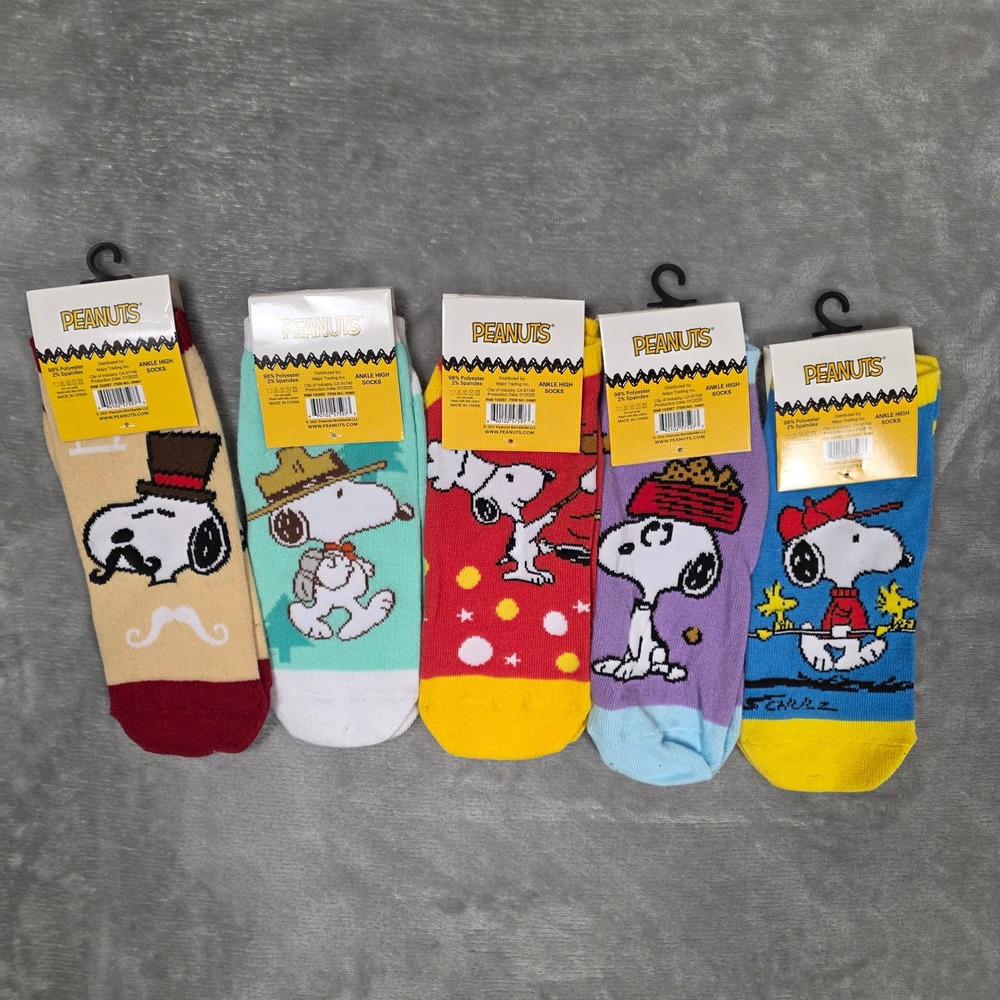 Peanuts Snoopy Ankle High Socks 5-Pack Women Size 9-11 Multi-Color NEW Gift Set - Picture 7 of 8